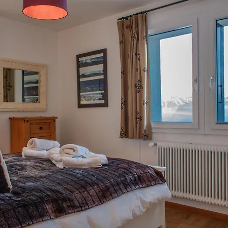 Crettamour By Interhome בקתה