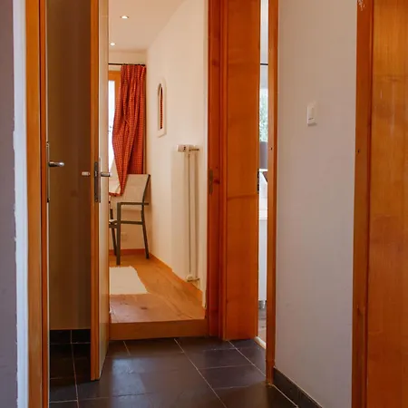 בקתה Crettamour By Interhome ויסונה