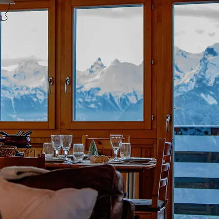 Crettamour By Interhome בקתה